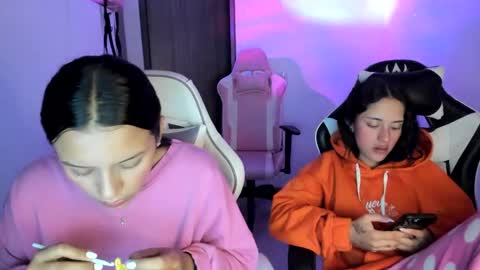 kimmi online show from October 2025 11:22:02 PM