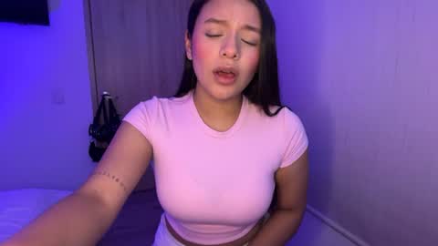 kimmi online show from July 2026 11:17:01 PM