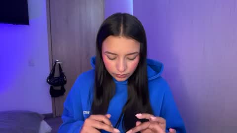 kimmi online show from July 2026 04:01:02 PM