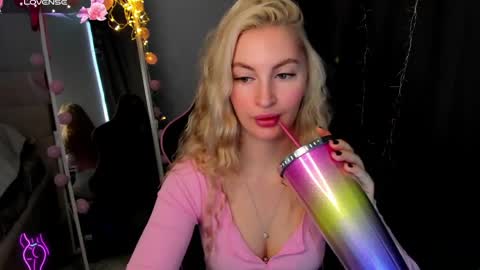 kimmy1_powell online show from March 2026 03:50:01 AM