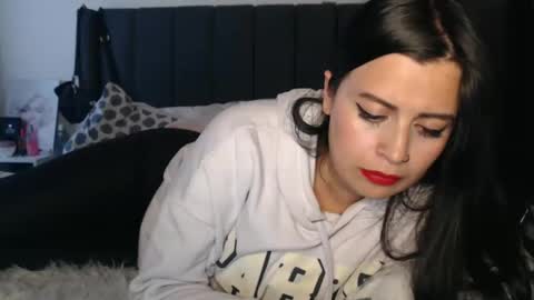 kelly online show from March 2025 08:27:02 PM