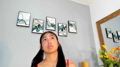 Kim online show from September 2025 07:13:01 PM