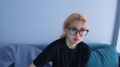 Kimi online show from June 2026 03:17:01 AM