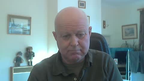 Snapshot of kindahairy4u chatting on December 2024 12:34:01 PM kindahairy4u online show from December 2024 12:34:01 PM