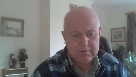 Snapshot of kindahairy4u chatting on November 2025 01:53:02 PM kindahairy4u online show from November 2025 01:53:02 PM