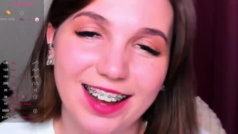 Hazel online show from March 2025 10:43:02 PM