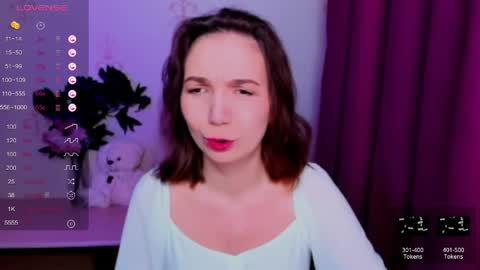 Hazel online show from May 2026 06:14:02 PM