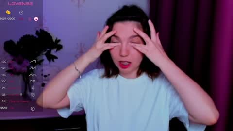 Hazel online show from May 2026 03:26:01 AM