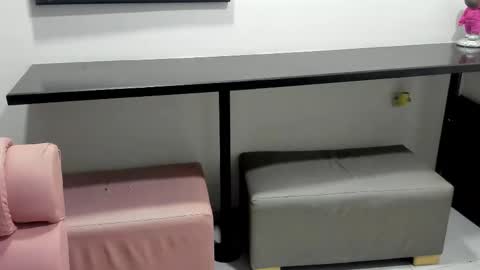 Snapshot of king2_and_queen2 chatting on October 2025 09:42:01 AM NIKKY AND MAIK online show from October 2025 09:42:01 AM