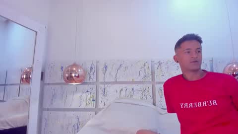 Snapshot of king2_and_queen2 chatting on November 2025 02:55:02 AM NIKKY AND MAIK online show from November 2025 02:55:02 AM