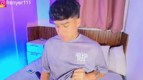 king  help me reach 100 likes online show from February 2026 01:56:02 AM