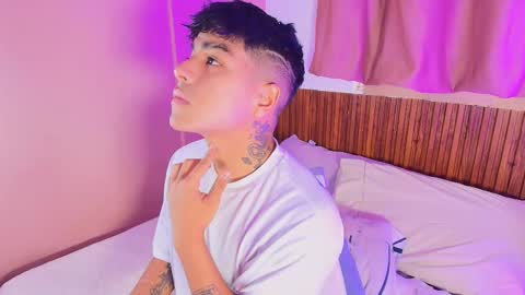 king  help me reach 100 likes online show from March 2026 09:52:02 PM