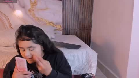    KING     online show from June 2026 11:24:02 AM