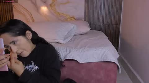    KING     online show from June 2026 11:26:01 AM