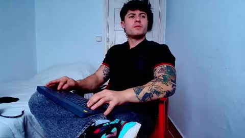 Snapshot of king_master_juan chatting on November 2025 11:31:02 AM The Best Master online show from November 2025 11:31:02 AM