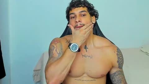 king_of_kings__ online show from April 2026 01:48:01 AM