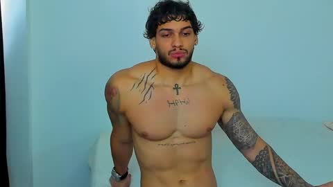 king_of_kings__ online show from April 2026 01:48:02 PM