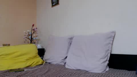 sexysexyhotwetpinkredpussy online show from September 2025 03:01:02 PM