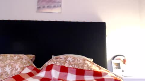 sexysexyhotwetpinkredpussy online show from June 2026 09:06:01 PM