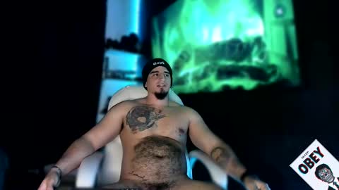 King Bear online show from February 2025 11:23:02 AM