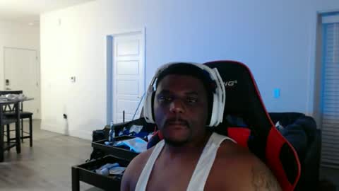 Snapshot of kingbell3489 chatting on June 2026 01:58:01 AM kingbell3489 online show from June 2026 01:58:01 AM