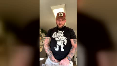 kingcali420_ online show from February 2026 08:51:01 PM