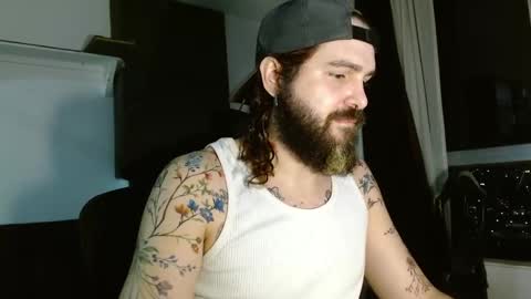 Snapshot of kingcat420 chatting on October 2025 01:28:02 AM Jake online show from October 2025 01:28:02 AM