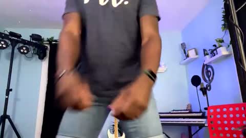 KC online show from January 2025 04:58:02 AM