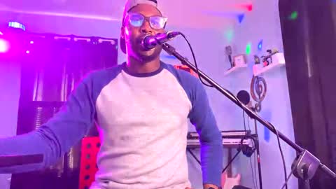 KC online show from February 2025 07:03:01 PM