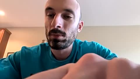 kingdaddysayless online show from April 2026 07:59:01 PM