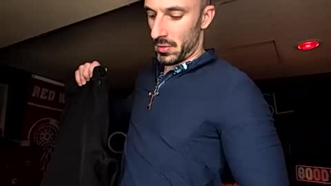 kingdaddysayless online show from May 2026 12:16:02 AM