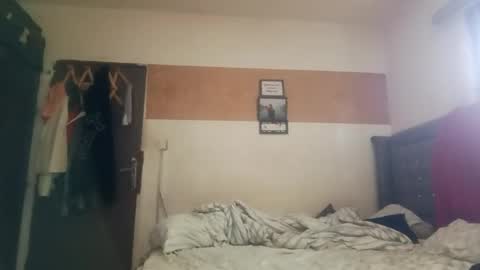 kingemizzy online show from May 2026 10:45:01 AM