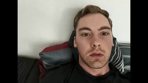 kingggamg99 online show from June 2026 10:37:02 AM