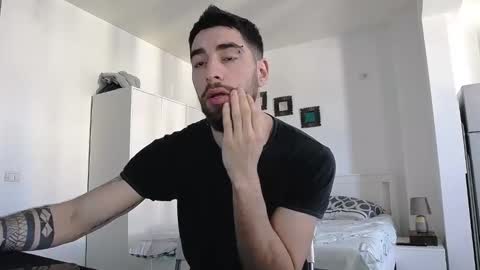 Snapshot of kingkarlos_ chatting on March 2025 09:51:01 AM KingKarlos online show from March 2025 09:51:01 AM