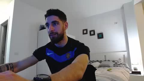 Snapshot of kingkarlos_ chatting on March 2025 06:50:01 PM KingKarlos online show from March 2025 06:50:01 PM