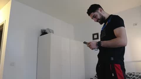 Snapshot of kingkarlos_ chatting on March 2025 12:55:02 PM KingKarlos online show from March 2025 12:55:02 PM