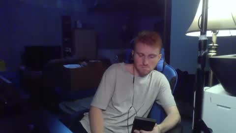 Snapshot of kingoffootfetish chatting on December 2024 06:43:02 AM Master King Tommy online show from December 2024 06:43:02 AM