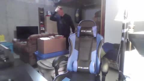 Snapshot of kingoffootfetish chatting on December 2024 09:50:02 AM Master King Tommy online show from December 2024 09:50:02 AM