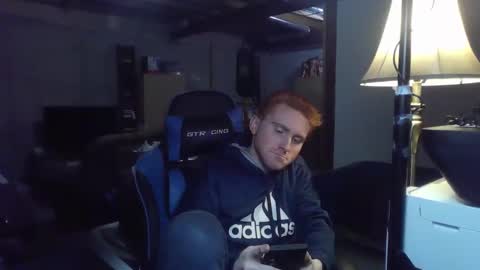 Snapshot of kingoffootfetish chatting on January 2025 04:37:02 PM Master King Tommy online show from January 2025 04:37:02 PM