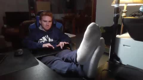 Snapshot of kingoffootfetish chatting on January 2025 08:13:02 AM Master King Tommy online show from January 2025 08:13:02 AM