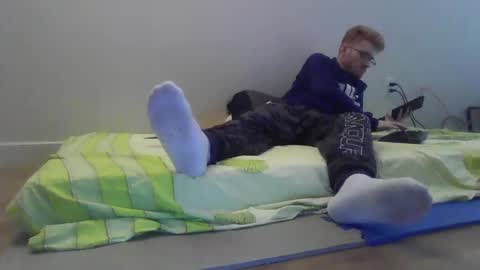 Snapshot of kingoffootfetish chatting on February 2025 04:11:02 PM Master King Tommy online show from February 2025 04:11:02 PM