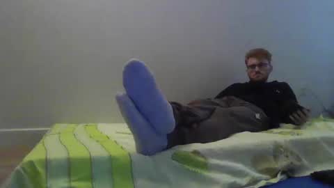 Snapshot of kingoffootfetish chatting on February 2025 06:44:01 PM Master King Tommy online show from February 2025 06:44:01 PM