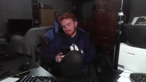 Snapshot of kingoffootfetish chatting on February 2025 07:42:02 AM Master King Tommy online show from February 2025 07:42:02 AM