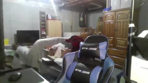 Snapshot of kingoffootfetish chatting on March 2025 09:27:02 AM Master King Tommy online show from March 2025 09:27:02 AM