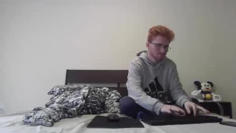 Snapshot of kingoffootfetish chatting on March 2025 03:40:02 PM Master King Tommy online show from March 2025 03:40:02 PM