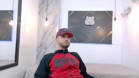 KING  online show from July 2026 04:07:01 AM