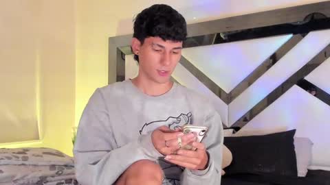 Snapshot of kingparker1 chatting on February 2025 03:39:02 AM A L E X online show from February 2025 03:39:02 AM