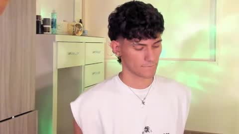 Snapshot of kingparker1 chatting on February 2025 04:51:02 AM A L E X online show from February 2025 04:51:02 AM