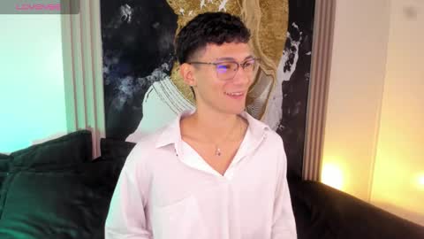 Snapshot of kingparker1 chatting on March 2026 02:15:01 AM A L E X online show from March 2026 02:15:01 AM