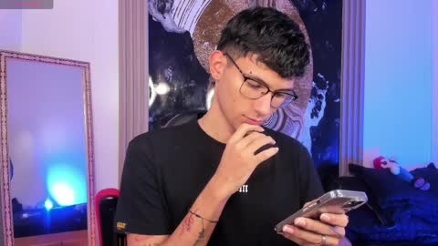 Snapshot of kingparker1 chatting on April 2026 02:53:02 AM A L E X online show from April 2026 02:53:02 AM